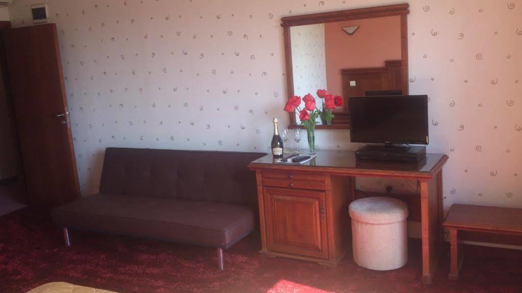 Boliari Hotel Veliko Tarnovo Kültér fotó